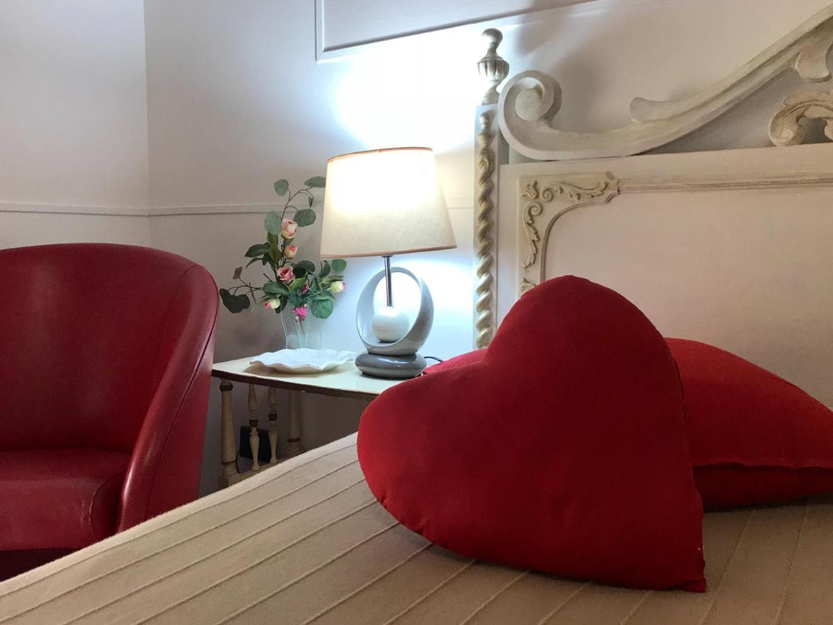 シラクーサCasa Di Alice Luxury Hospitality - Elevator, Fast Wifiアパートメント エクステリア 写真