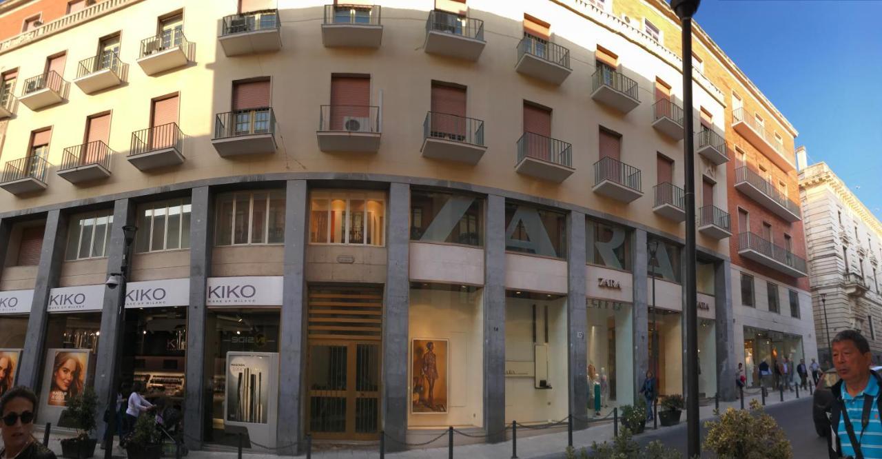 シラクーサCasa Di Alice Luxury Hospitality - Elevator, Fast Wifiアパートメント エクステリア 写真